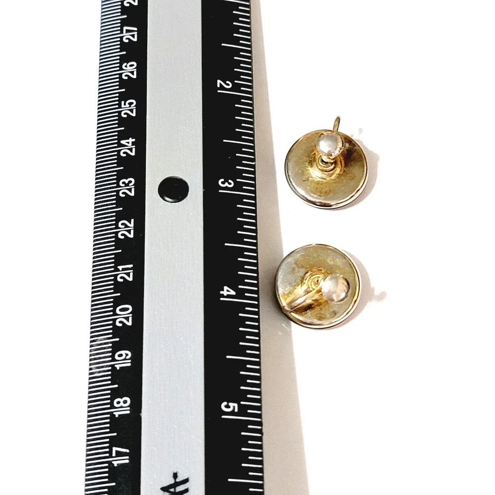 Vintage Mid-Century Round Wooden Screw-Back Earrings, Buttton Style sb-31